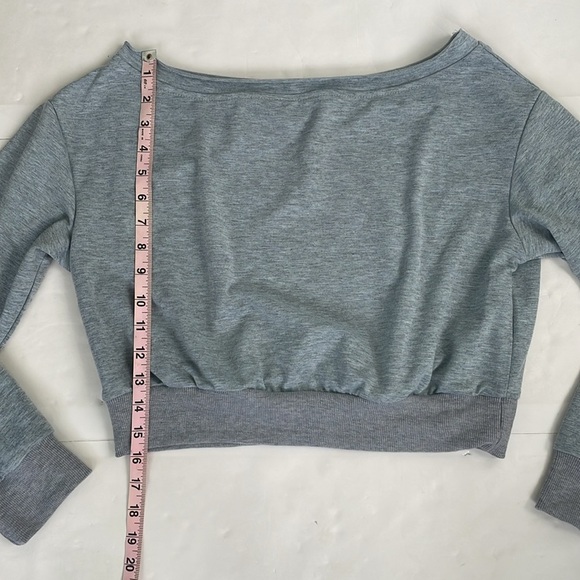 Cider Grey Asymmetrical Neck Long Sleeve Crop Top  Sweater Small - Picture 12 of 15